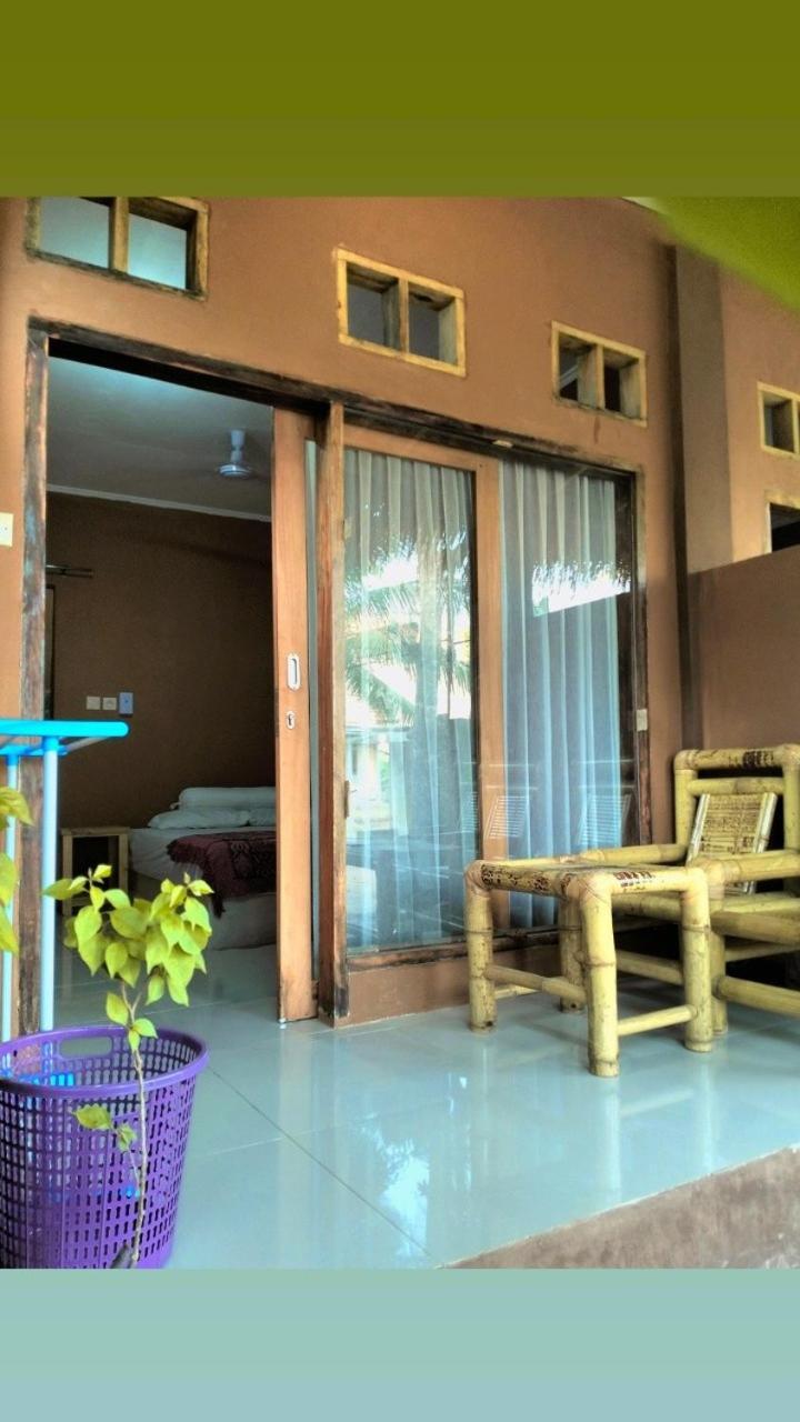Fullmoon Homestay Kuta  Exteriér fotografie