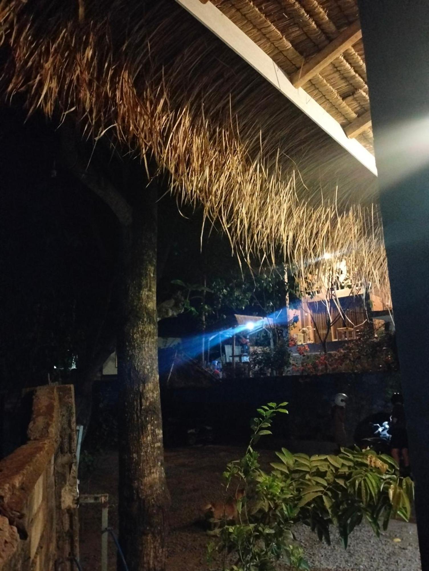 Fullmoon Homestay Kuta  Exteriér fotografie