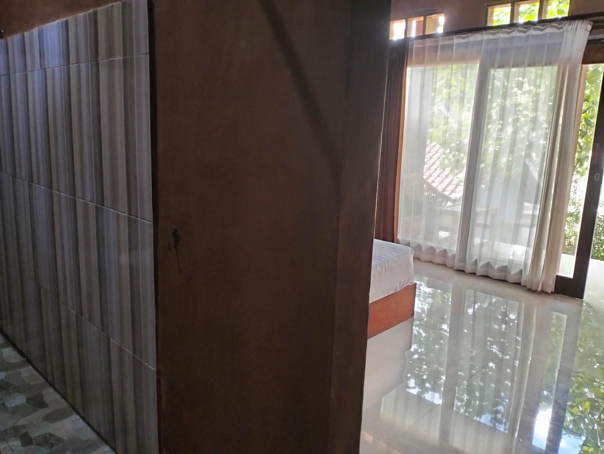 Fullmoon Homestay Kuta  Exteriér fotografie