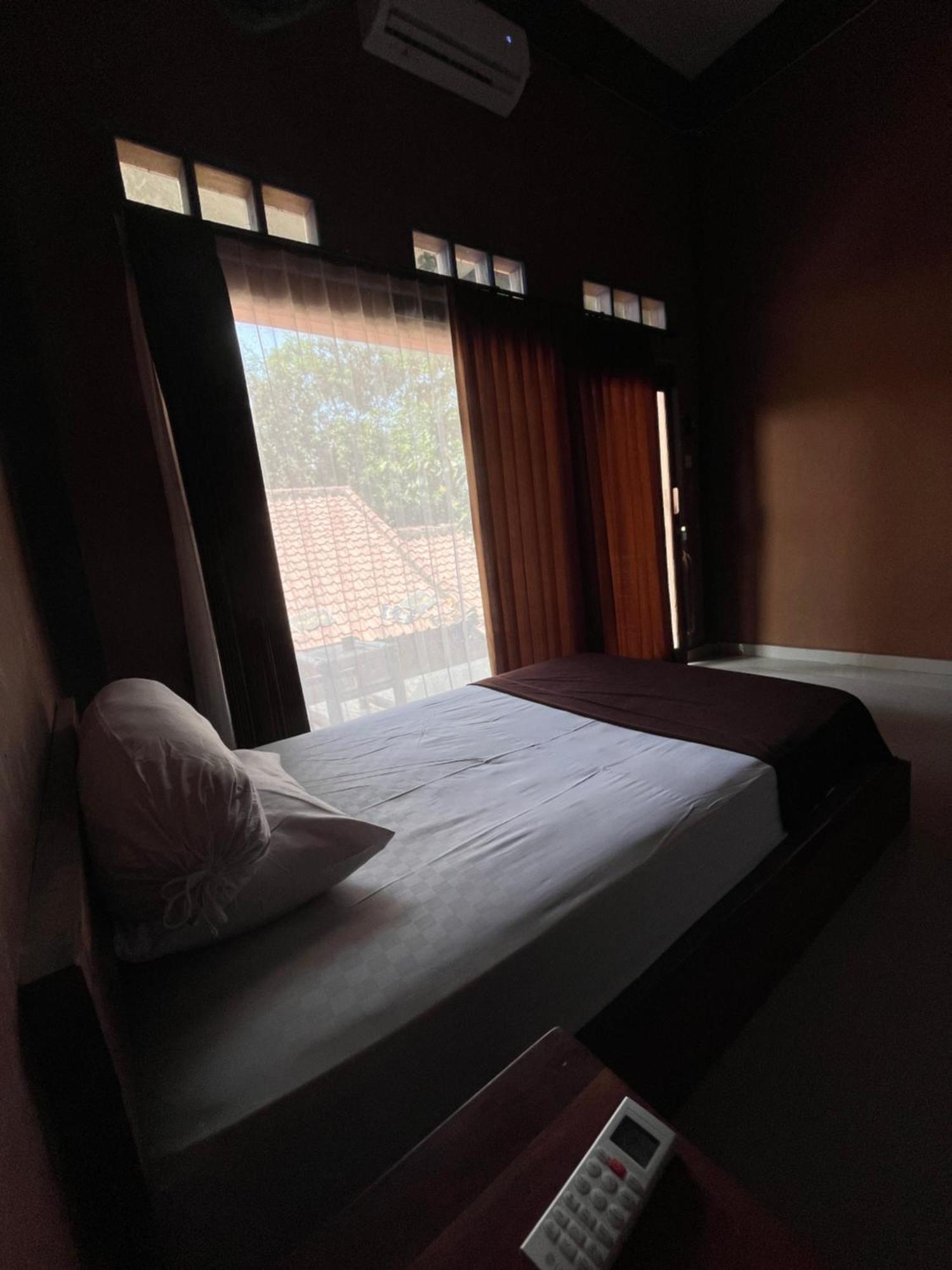 Fullmoon Homestay Kuta  Exteriér fotografie