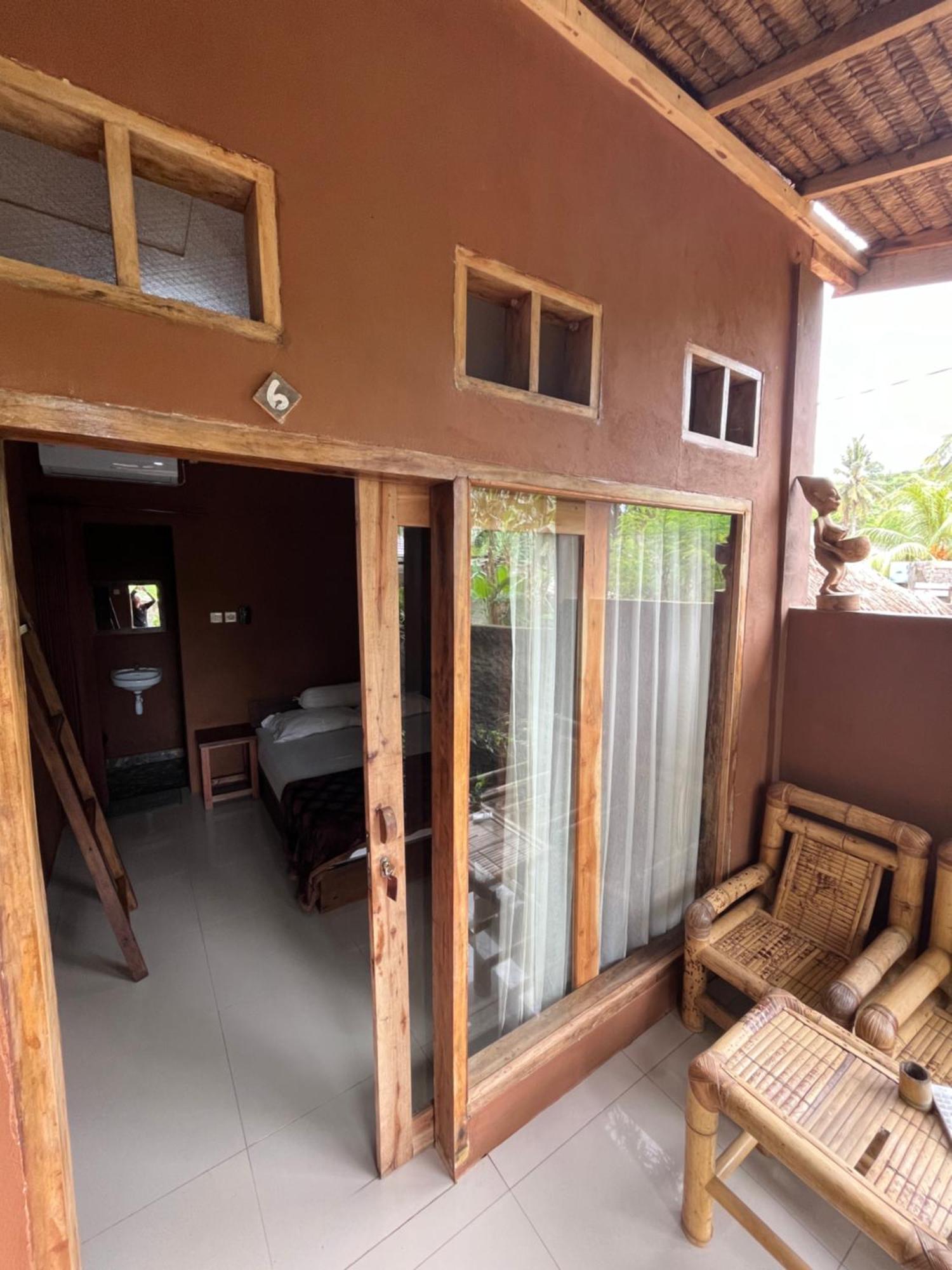 Fullmoon Homestay Kuta  Exteriér fotografie