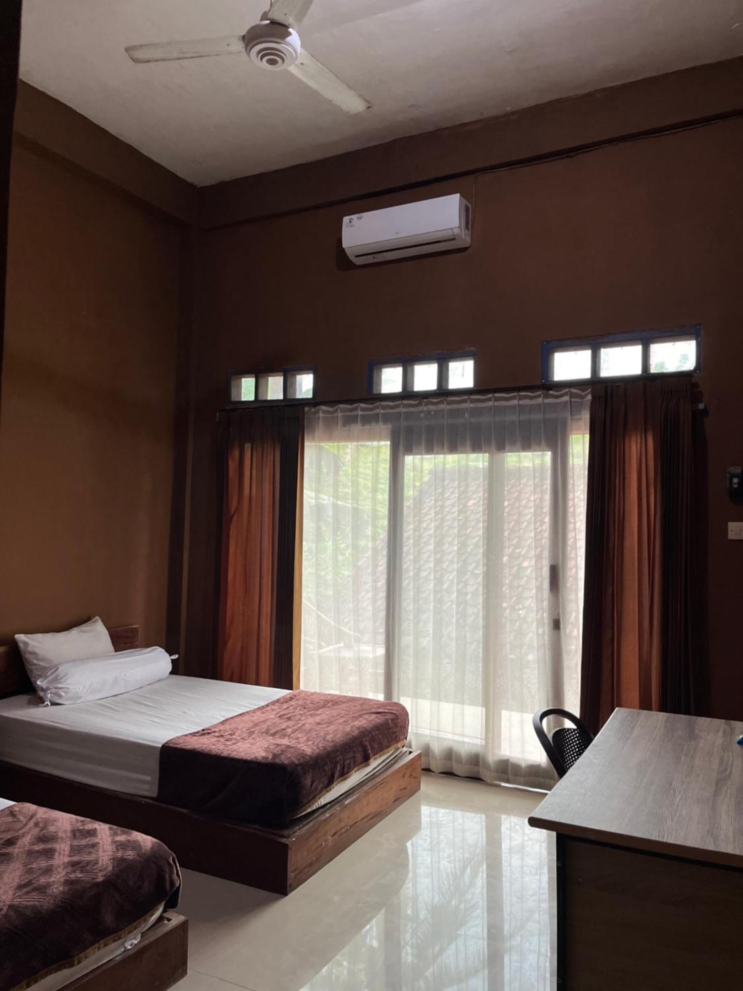 Fullmoon Homestay Kuta  Exteriér fotografie